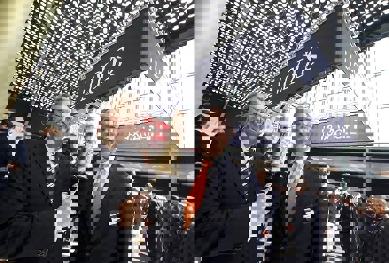 lloyds meet the market.jpg