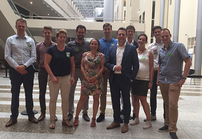 jong management juni