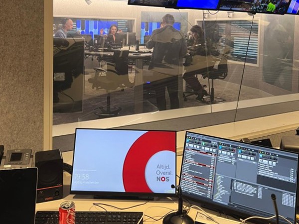WNL Studio 600 450