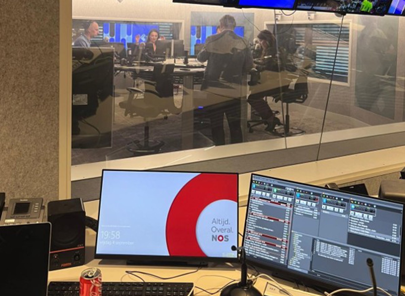 WNL Studio 600 450